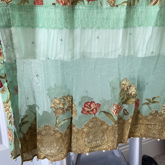 Almirah 3 piece PRET wear dress - Picture 6 of 8